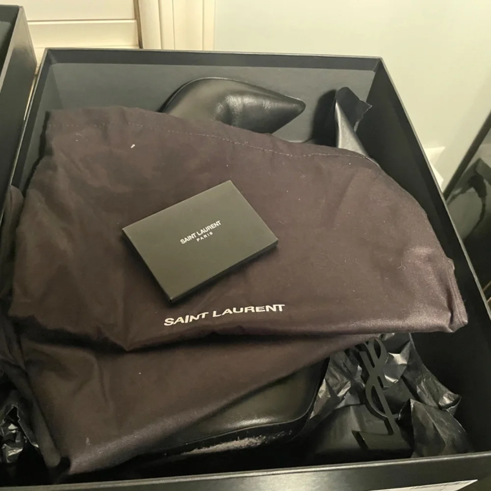 Black Saint Laurent Boots SZ 39 logo heel - Picture 4 of 8